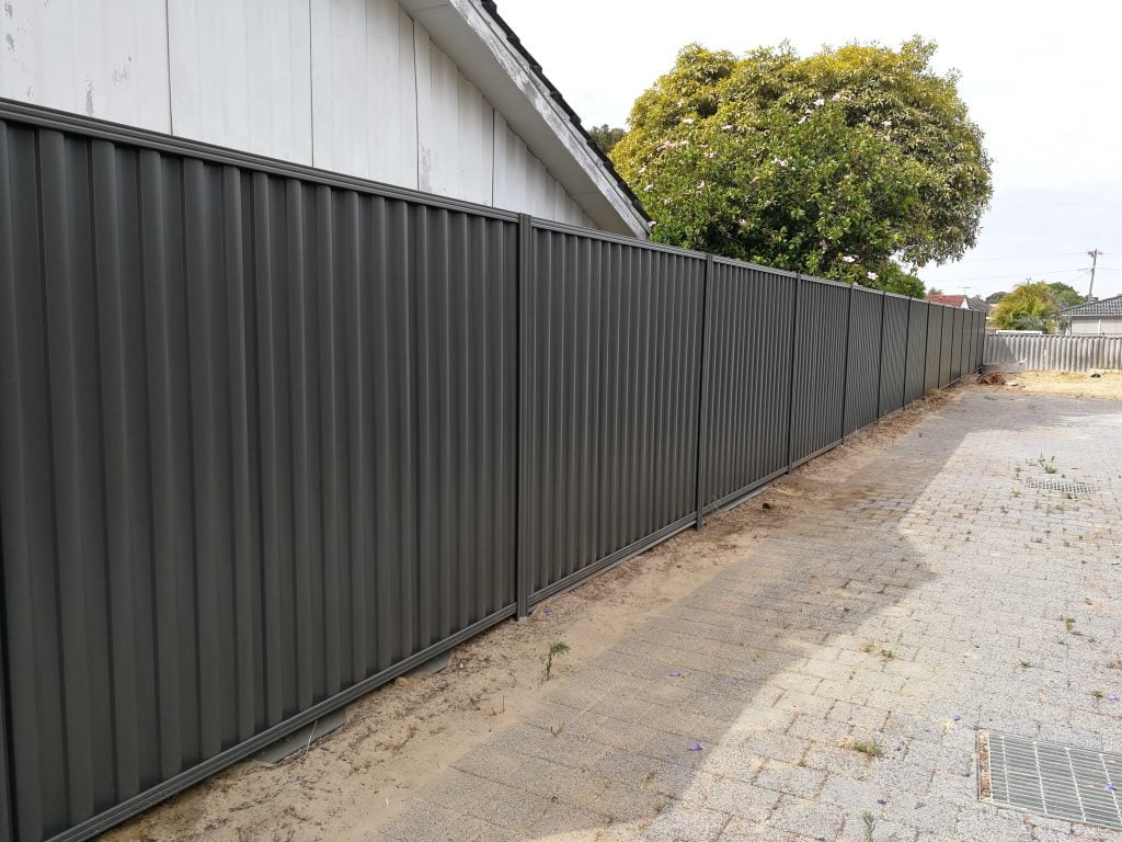 colorbond-fence-colours-range-dynamic-steelform